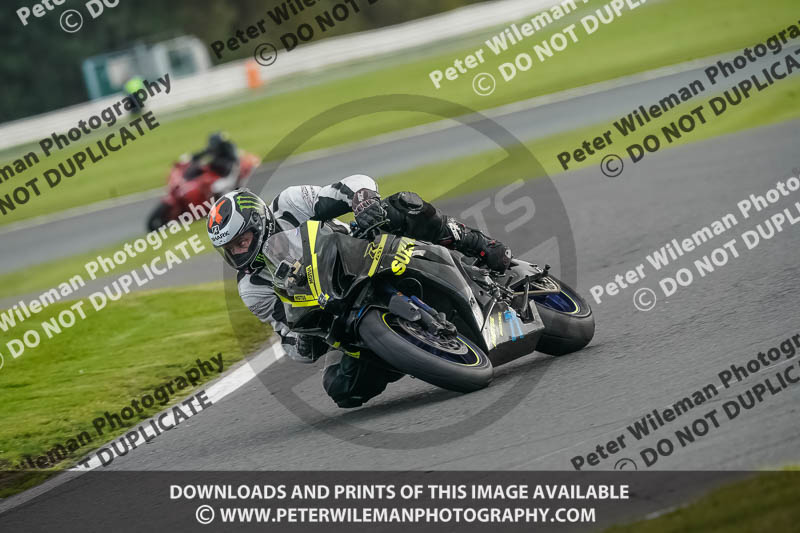 anglesey;brands hatch;cadwell park;croft;donington park;enduro digital images;event digital images;eventdigitalimages;mallory;no limits;oulton park;peter wileman photography;racing digital images;silverstone;snetterton;trackday digital images;trackday photos;vmcc banbury run;welsh 2 day enduro